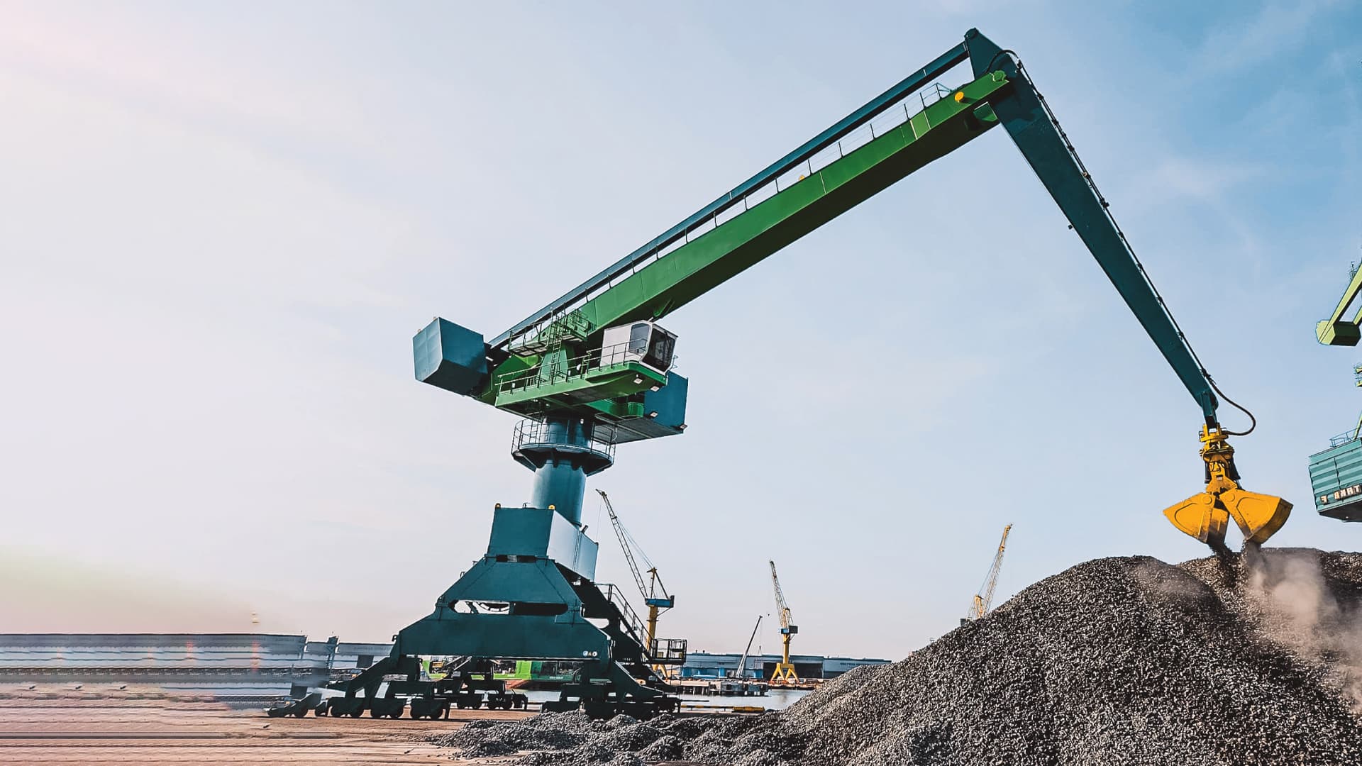 Advanced Technology for Seamless Logistics Operations